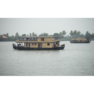 house-boat-10