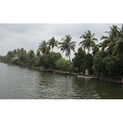 vembanad-30_1318372531