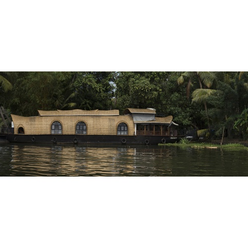 house-boat-22_102332661