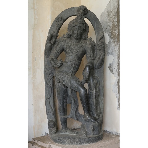 statue-palace-tanj-1